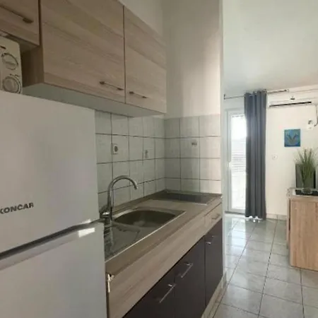 Natali Apartment