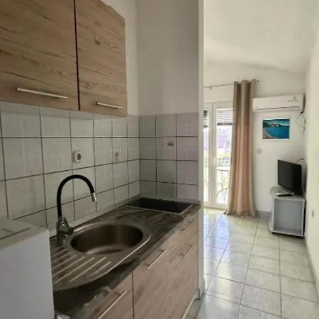 Natali Apartment *